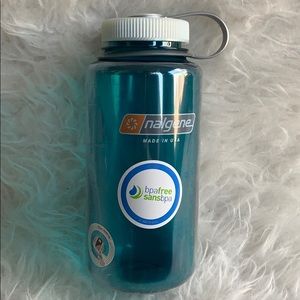 NWT Nalgene 32 oz. Water Bottle